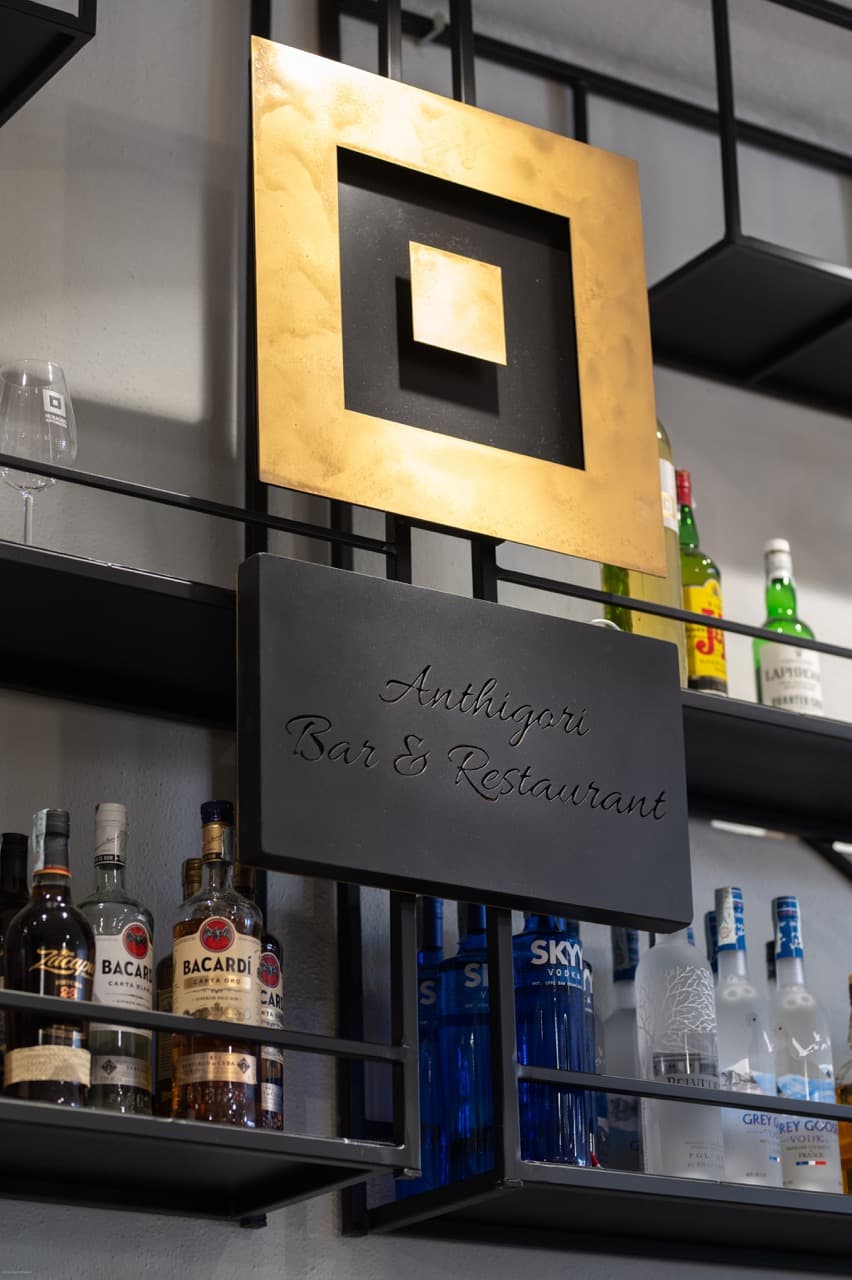 Insegna bar