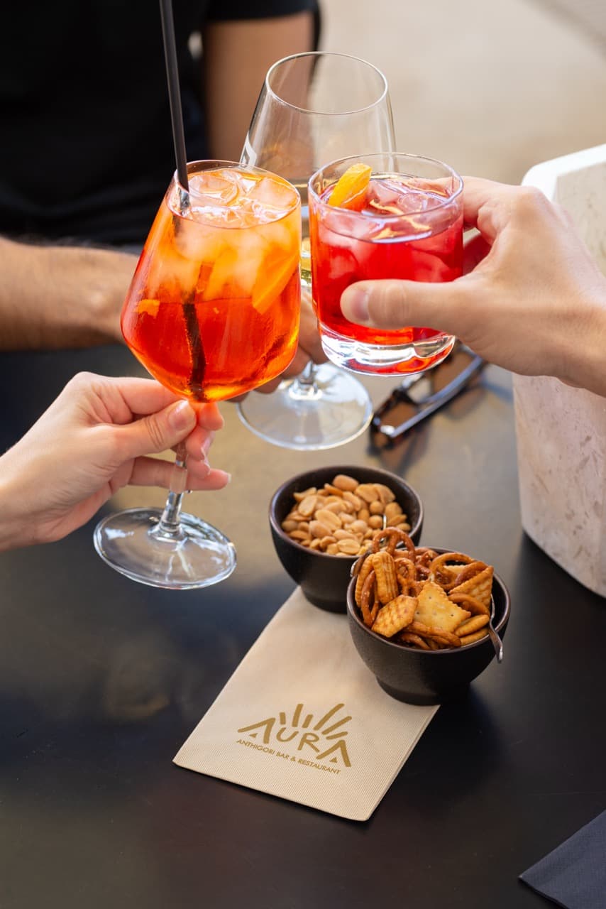 Cocktails cheers
